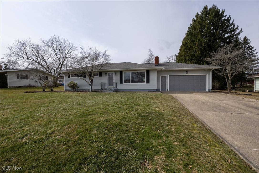 Norton, OH 44203,4594 Bliss DR