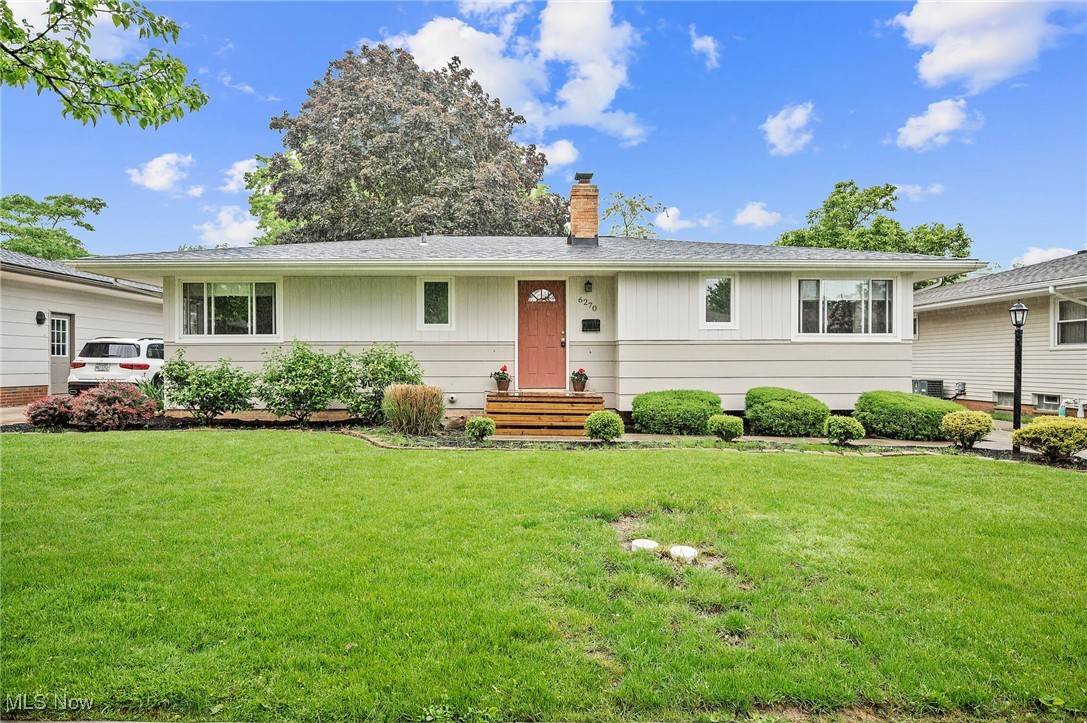 Parma Heights, OH 44130,6270 Springwood RD
