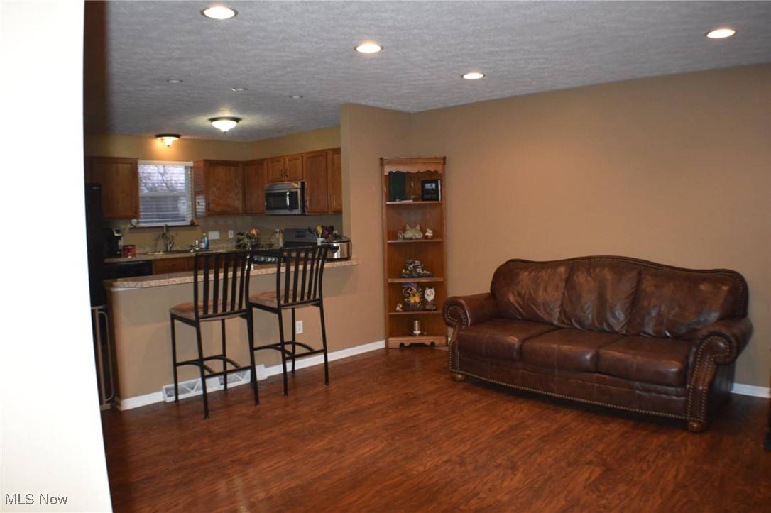 Medina, OH 44256,1088 Wadsworth RD