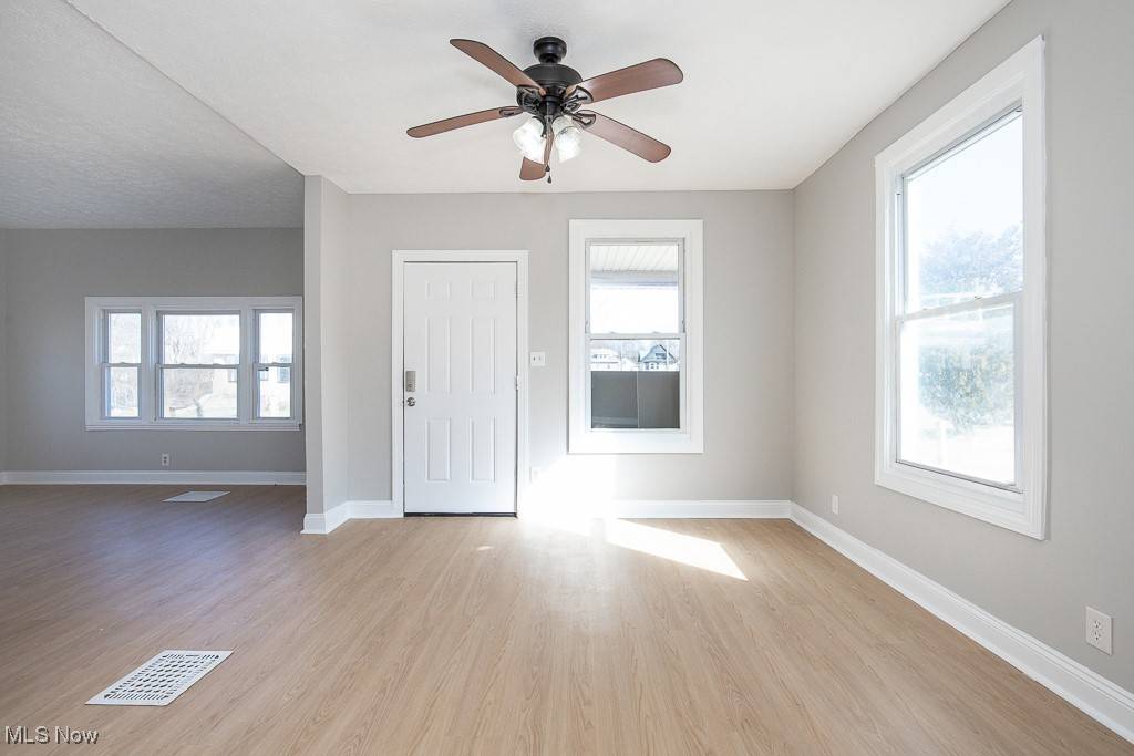 Akron, OH 44320,799 Stadelman AVE