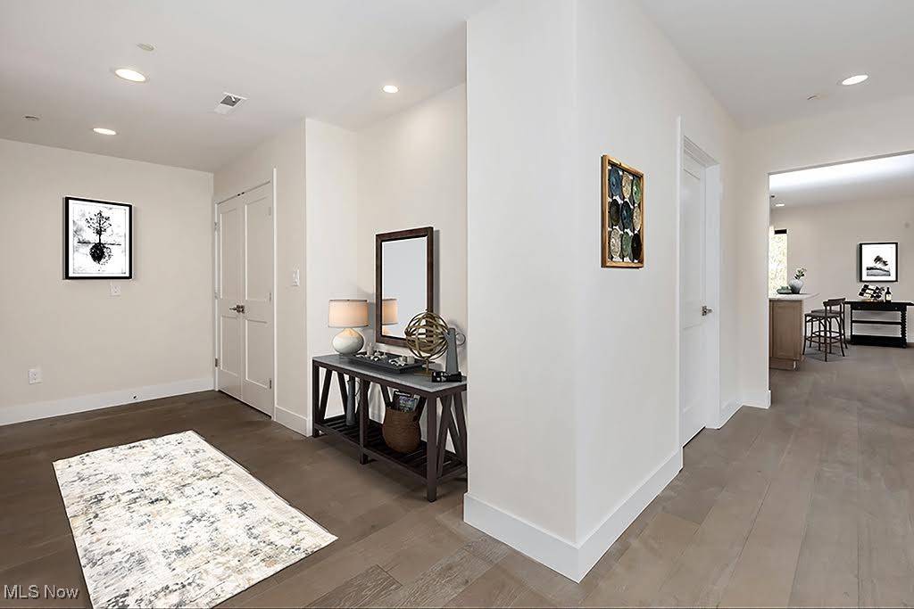 Beachwood, OH 44122,27500 Cedar RD #804