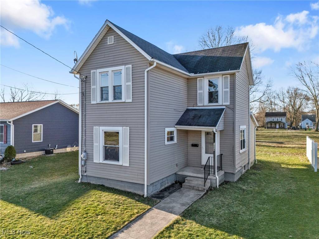 Alliance, OH 44601,1059 Pike ST