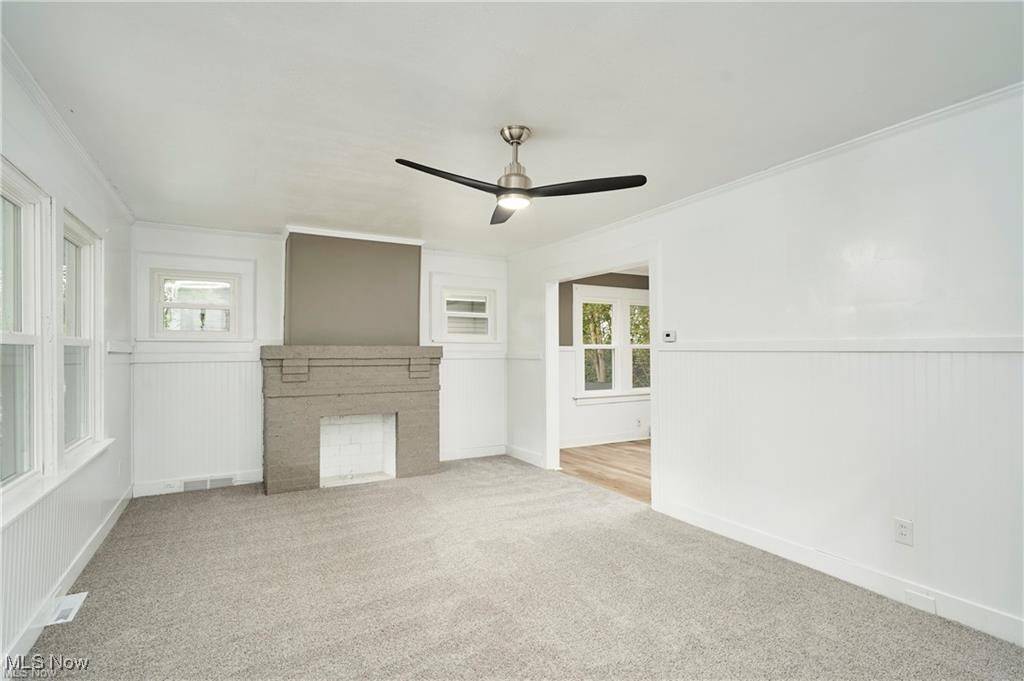 Akron, OH 44305,1181 Pondview AVE