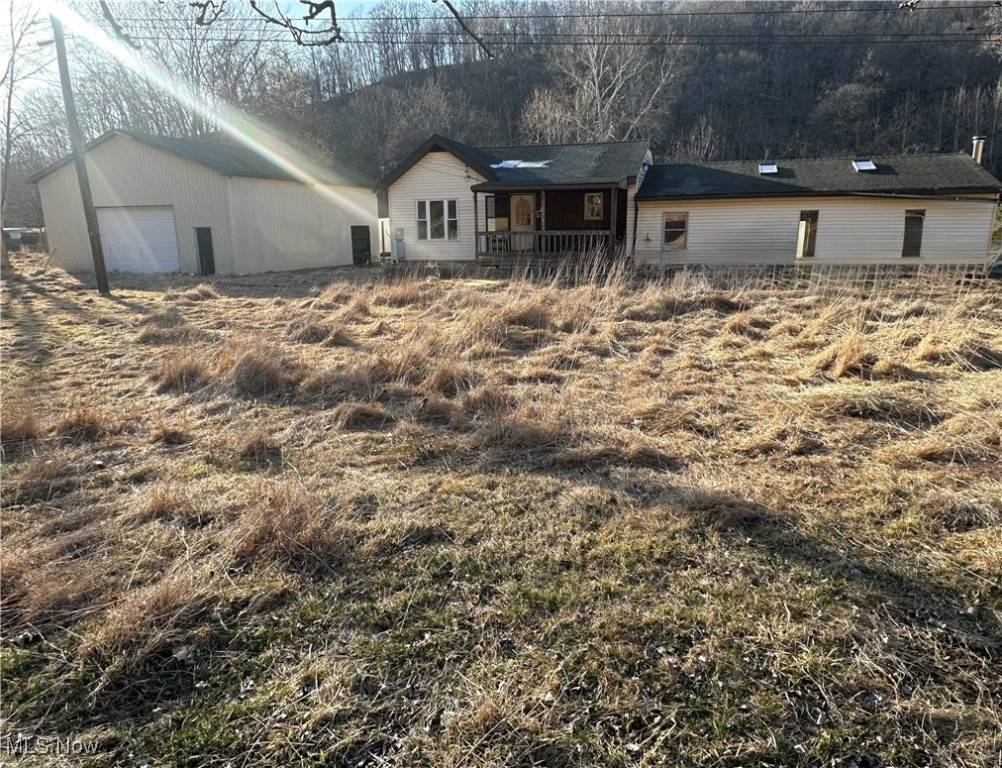 Weirton, WV 26062,323 E North Fork RD