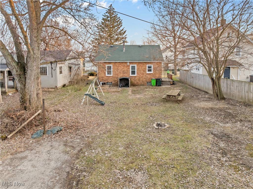 Alliance, OH 44601,616 E College ST