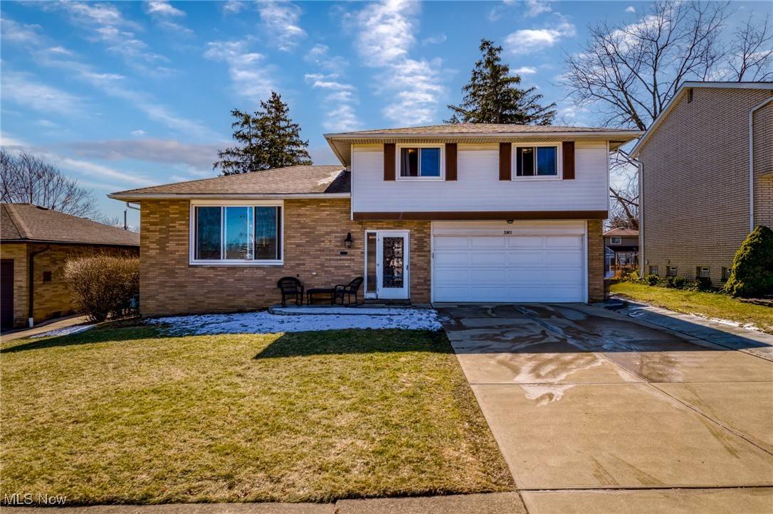 Parma, OH 44134,3301 Coventry DR