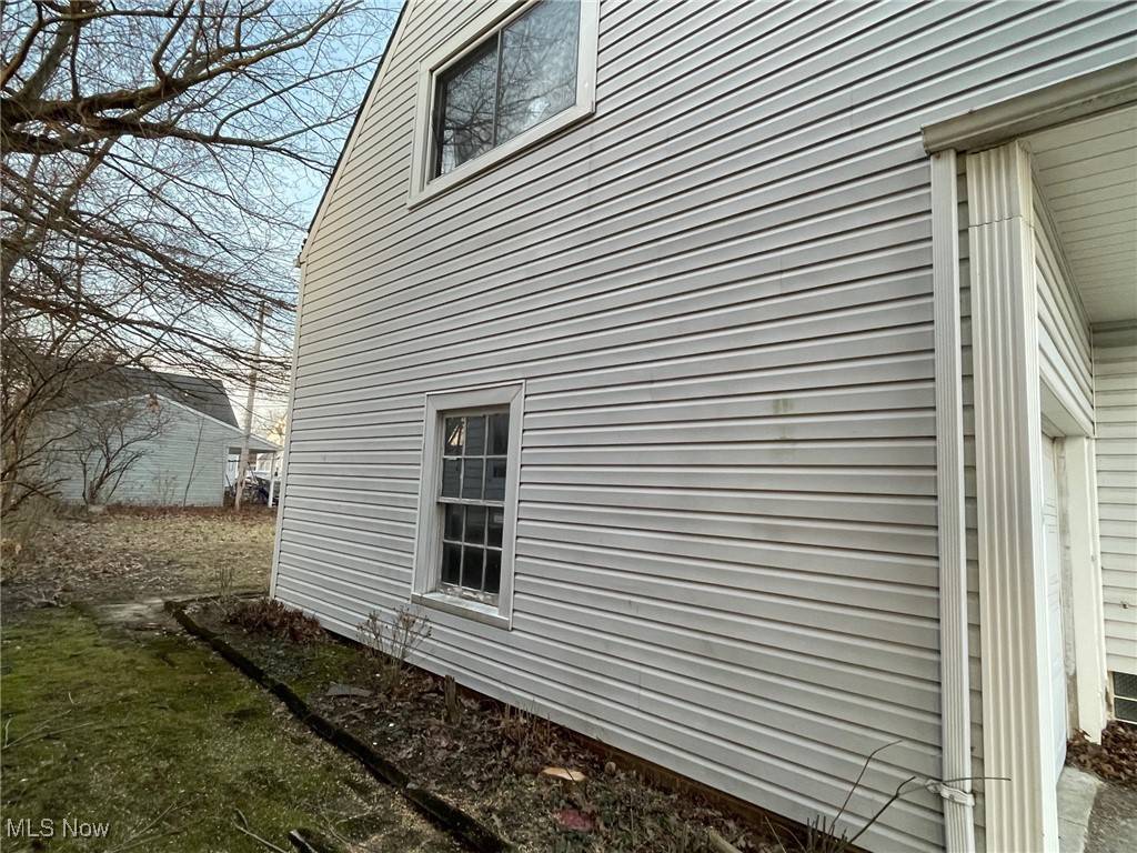South Euclid, OH 44118,3902 E Antisdale RD