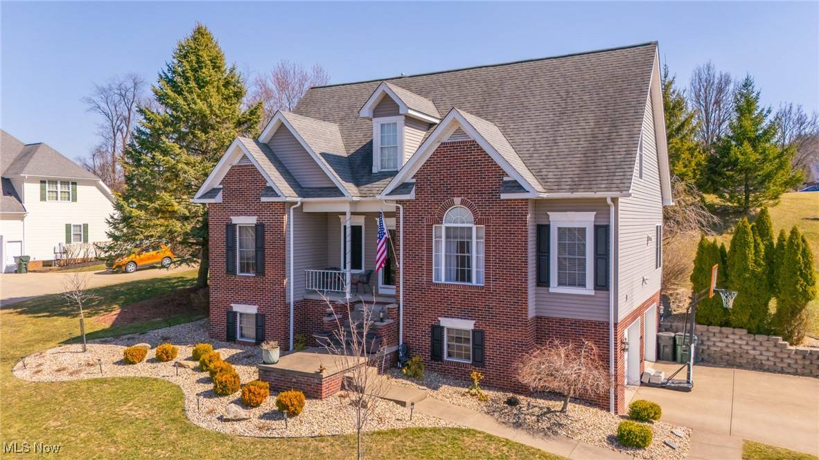 St. Clairsville, OH 43950,113 Pinecrest DR