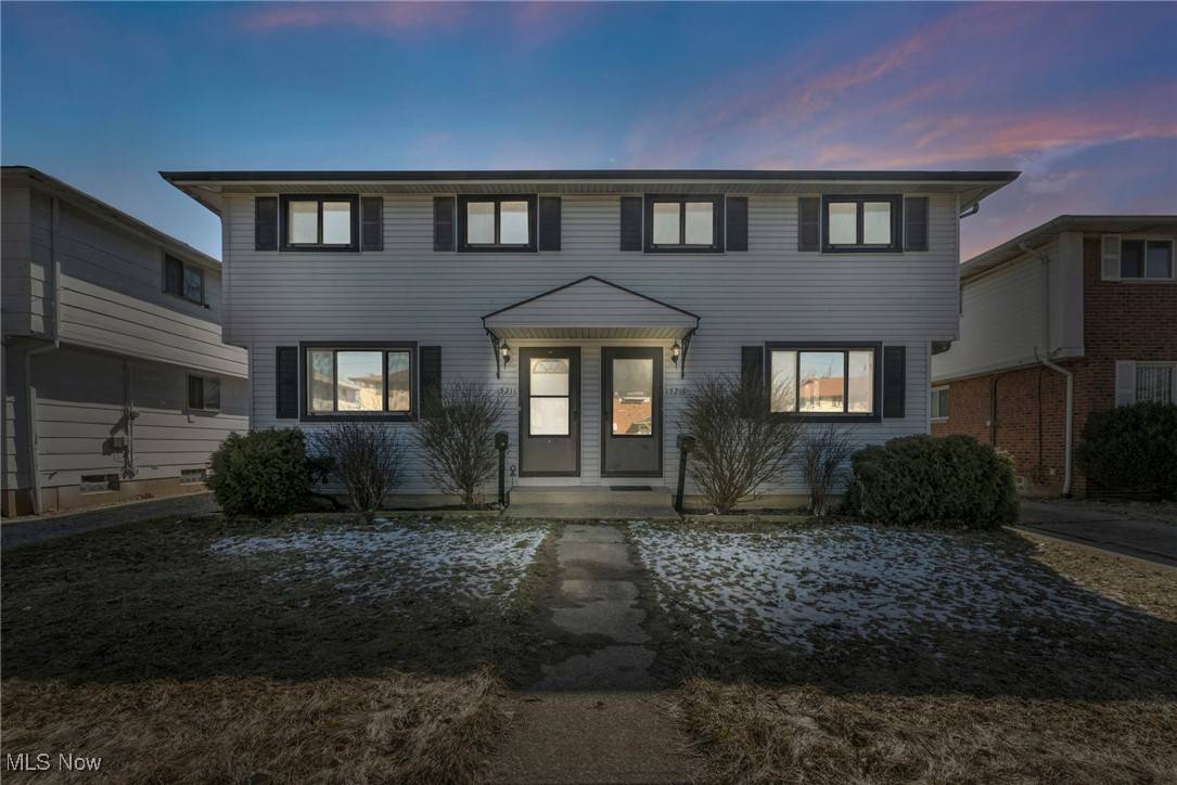 Cleveland, OH 44135,15211-15213 Aldene AVE