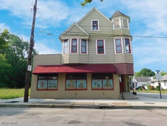 Cleveland, OH 44105,6300 Heisley AVE