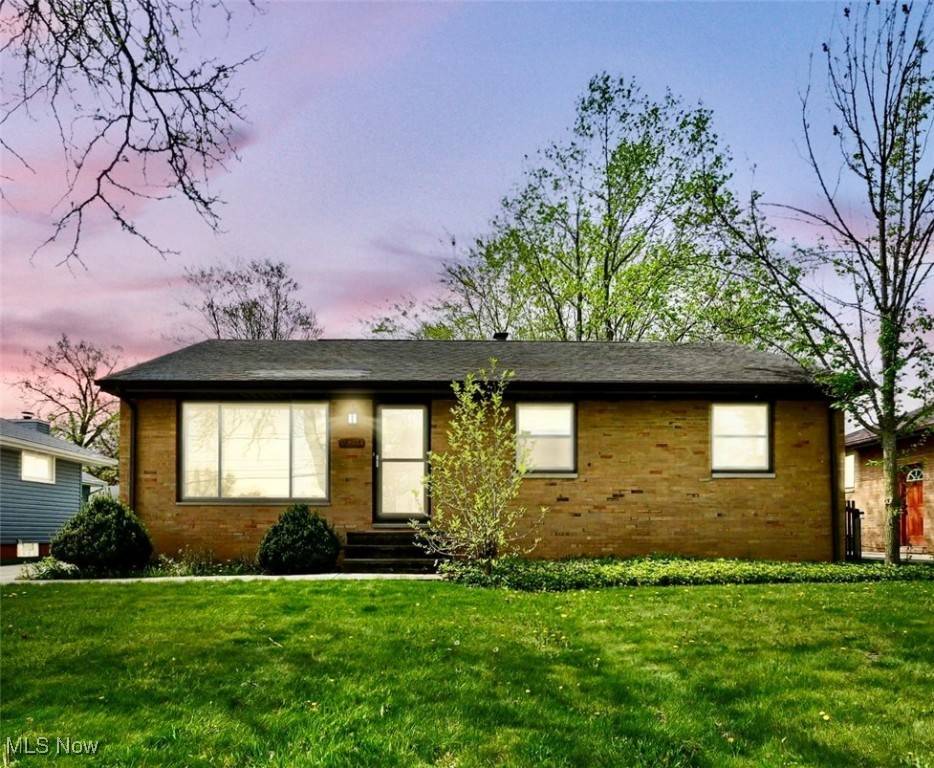 Strongsville, OH 44149,18203 Broxton DR