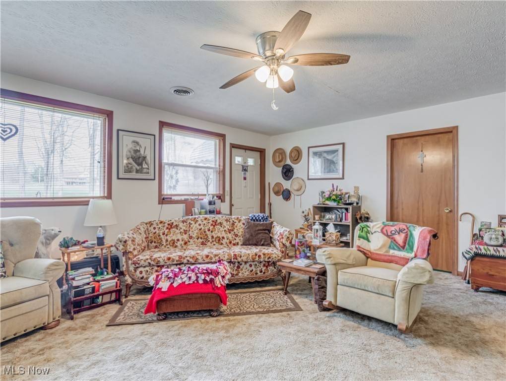Wadsworth, OH 44281,130 Fixler RD