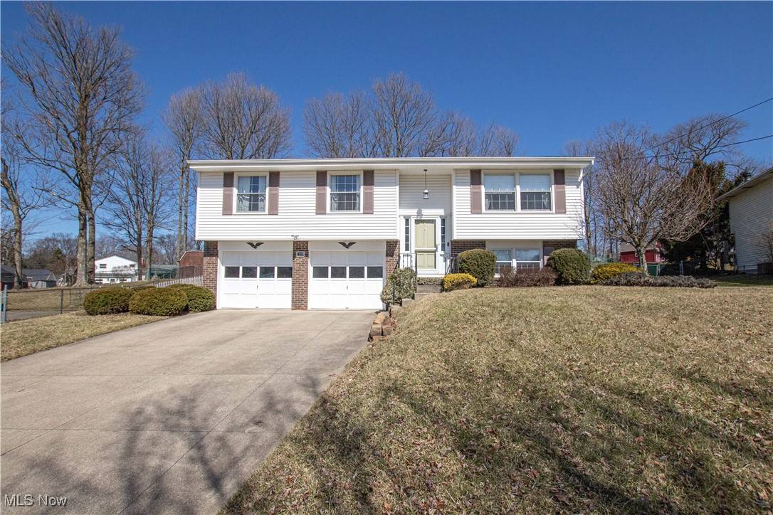 Twinsburg, OH 44087,2409 Haverhill RD