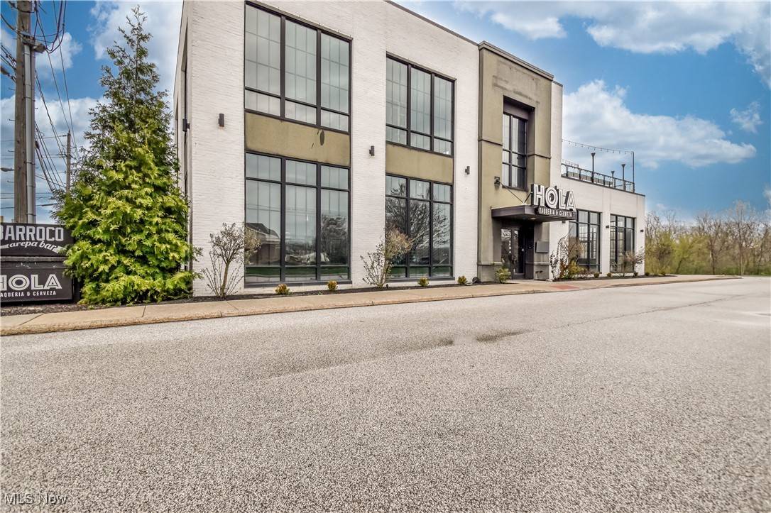 Willoughby, OH 44094,3941 Erie ST