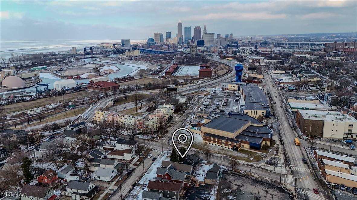 Cleveland, OH 44102,1370 W 49th ST