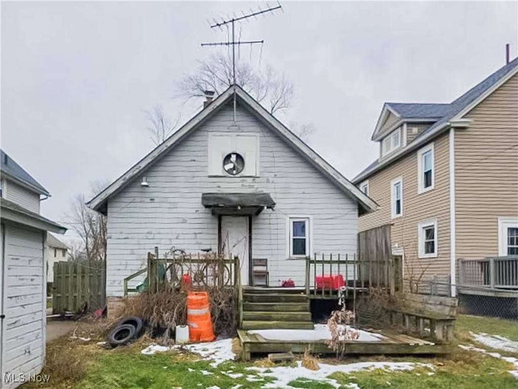 Elyria, OH 44035,363 High ST