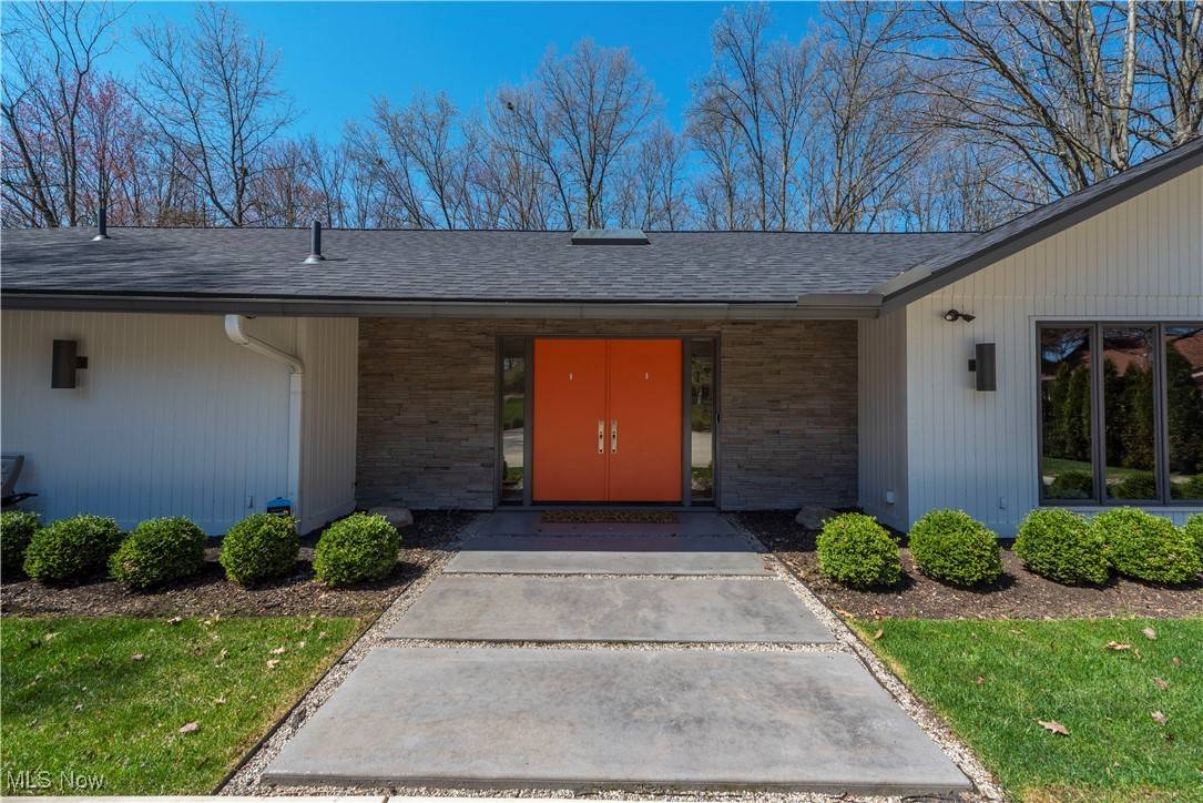 Strongsville, OH 44149,21819 Meadows Edge LN