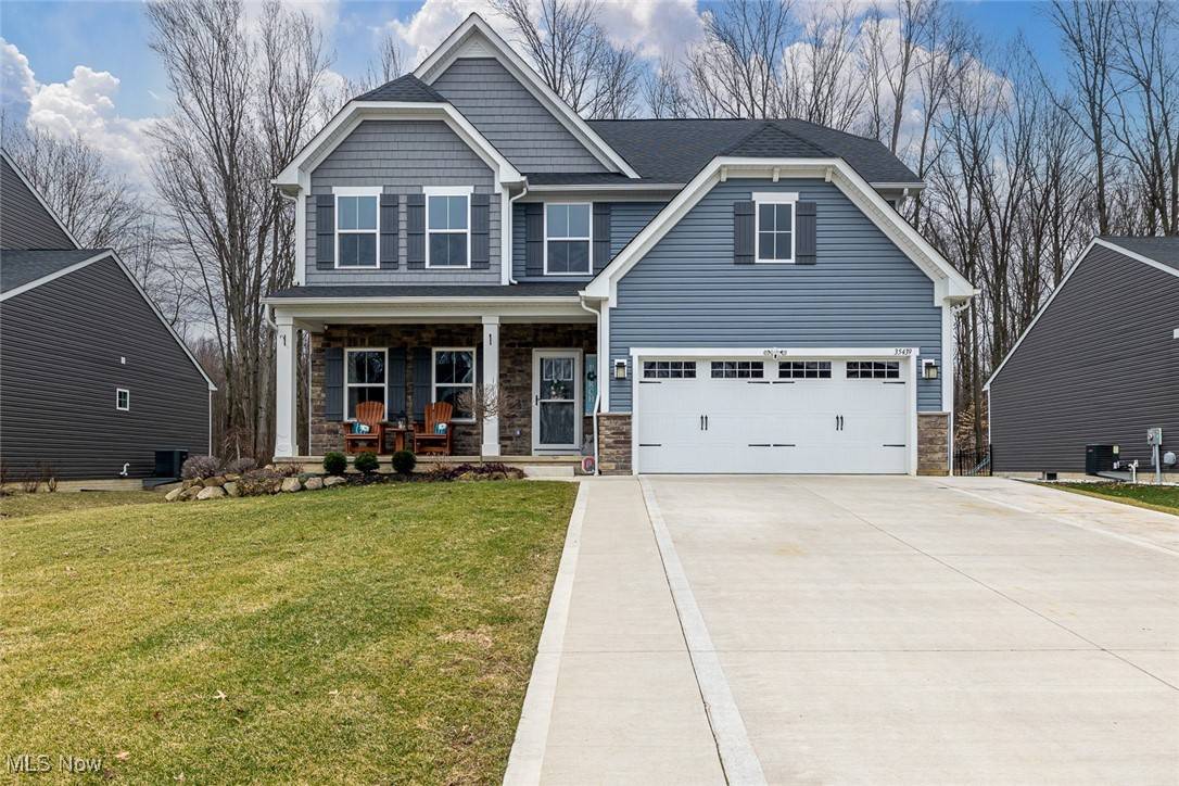 Grafton, OH 44044,35439 Crystal Creek CT