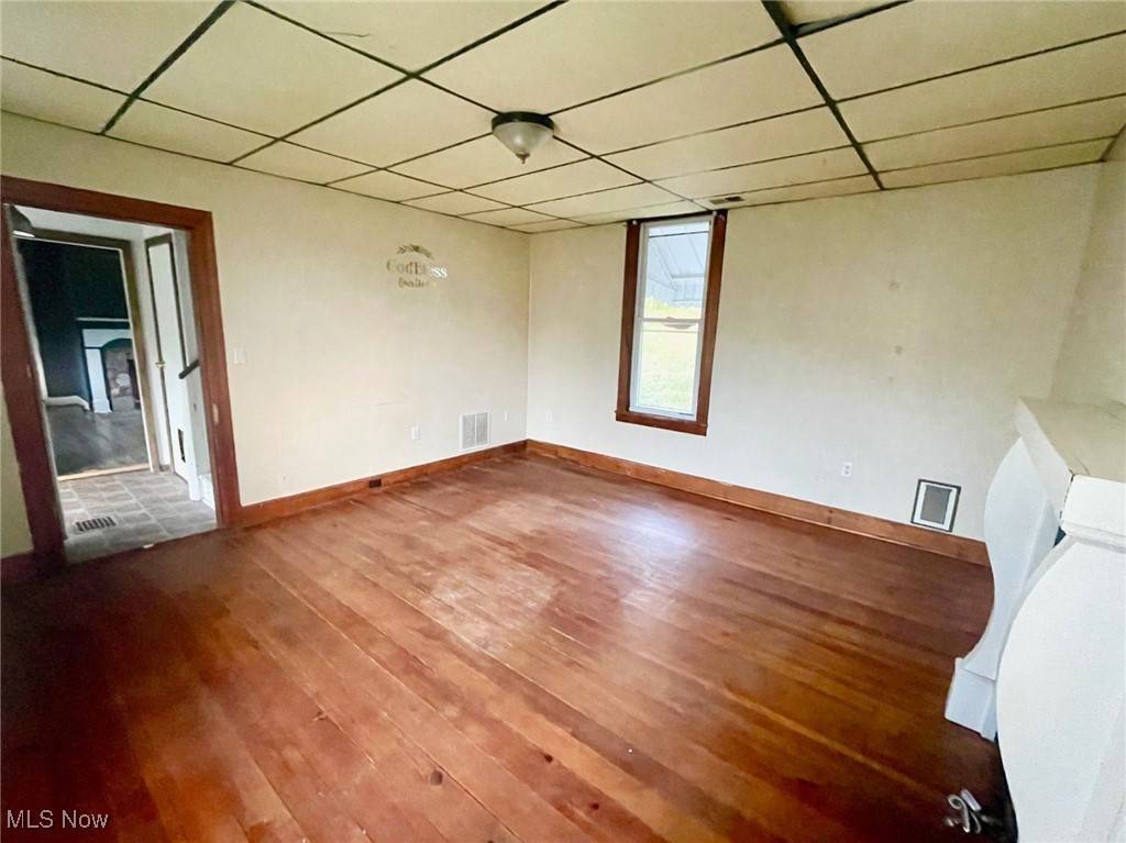 Cameron, WV 26033,63 High ST