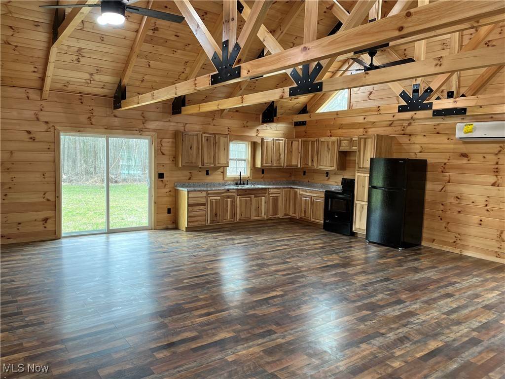 Ashtabula, OH 44004,2239 Eureka RD