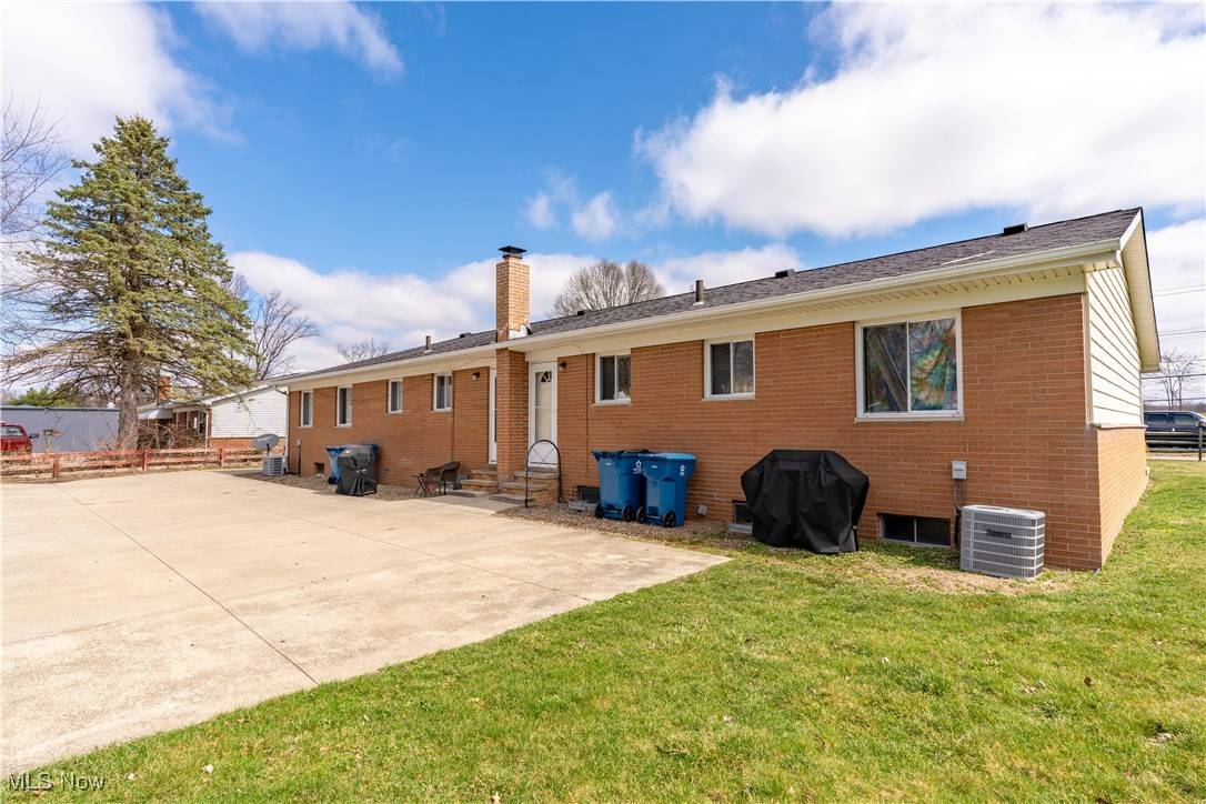 New Franklin, OH 44319,5064 S Main ST