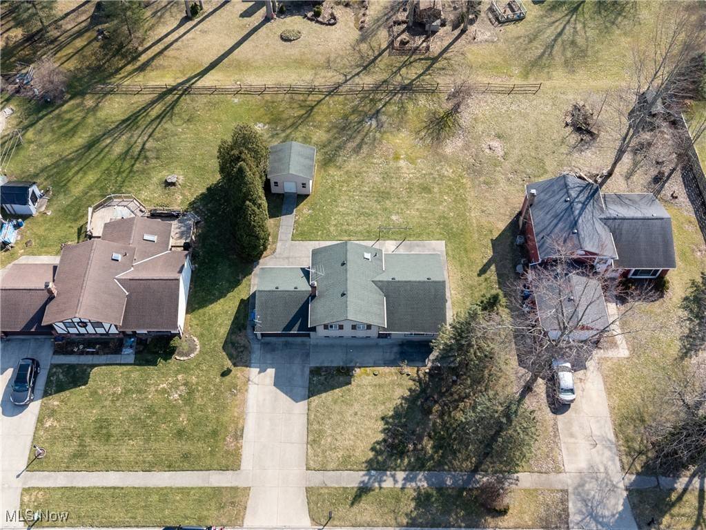 North Ridgeville, OH 44039,33771 Gail DR