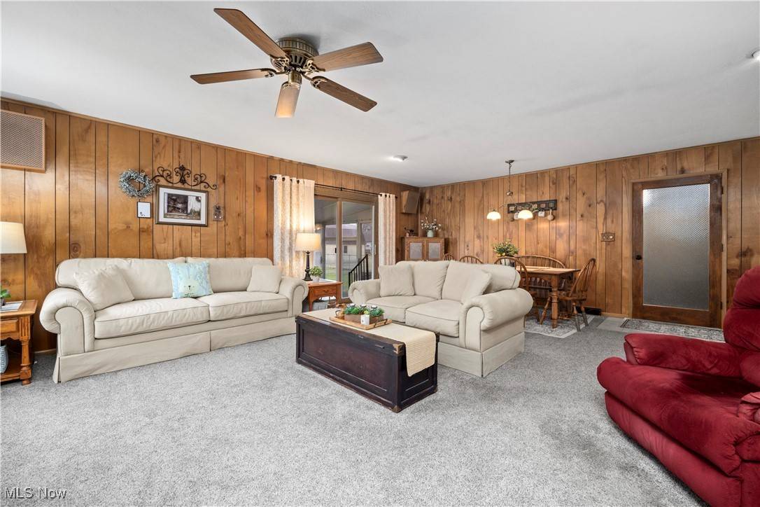 Amherst, OH 44001,707 N Main ST
