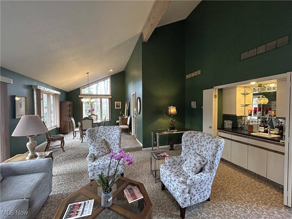 Aurora, OH 44202,692 Arbor WAY