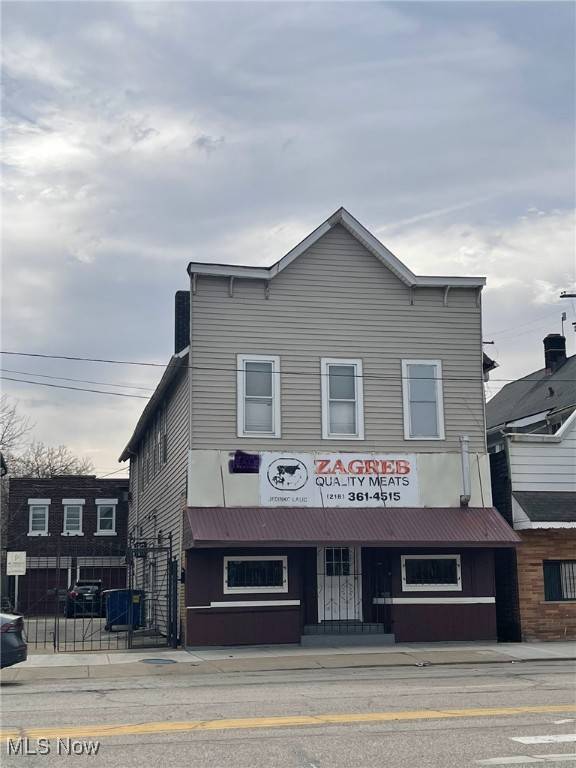Cleveland, OH 44103,6706 Saint Clair AVE