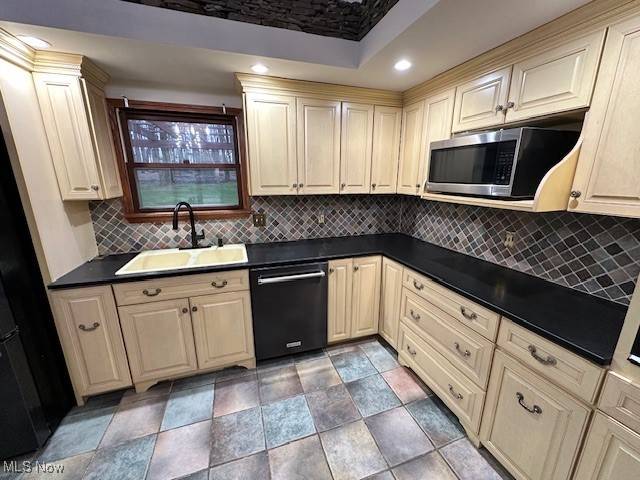 Chagrin Falls, OH 44023,16685 Heatherwood LN