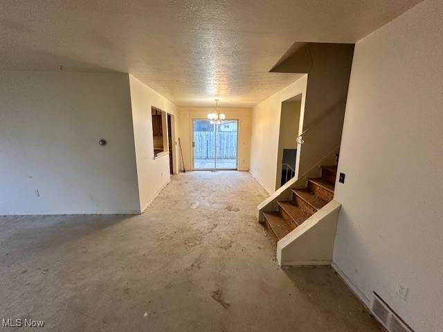 Berea, OH 44017,275 Butternut LN