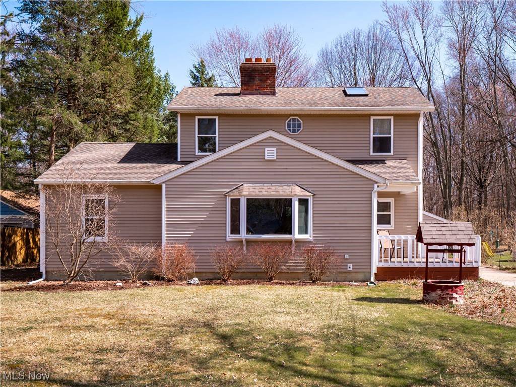 North Olmsted, OH 44070,3879 Root RD