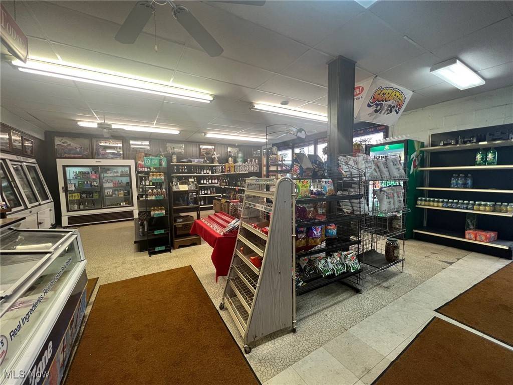 Newbury, OH 44065,11253 Kinsman RD