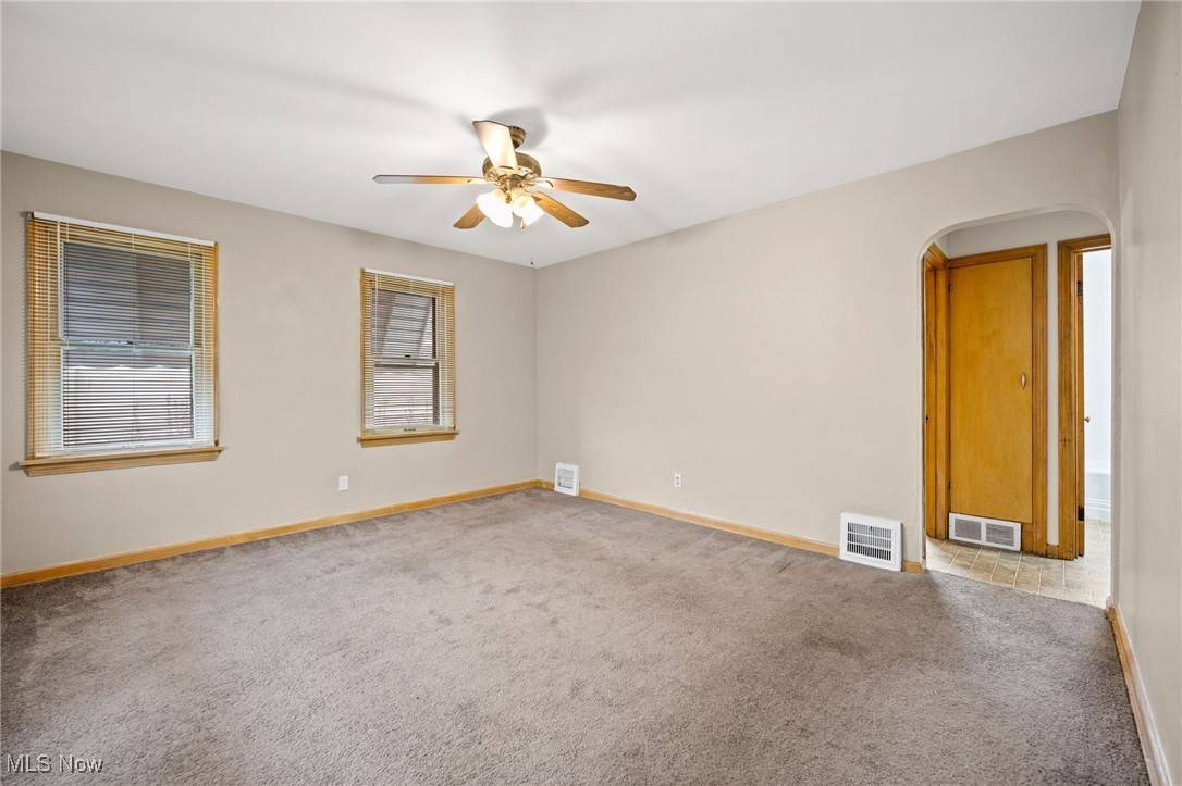 Garfield Heights, OH 44125,4900 E 86th ST
