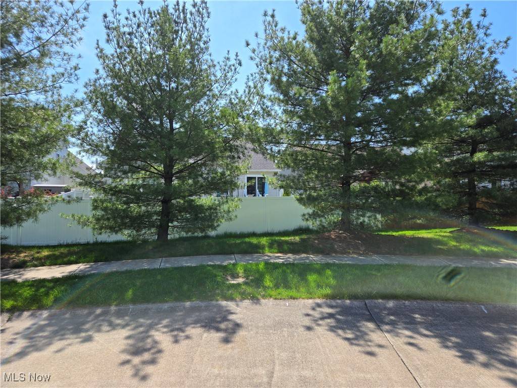 Lorain, OH 44053,4590 Fields Way