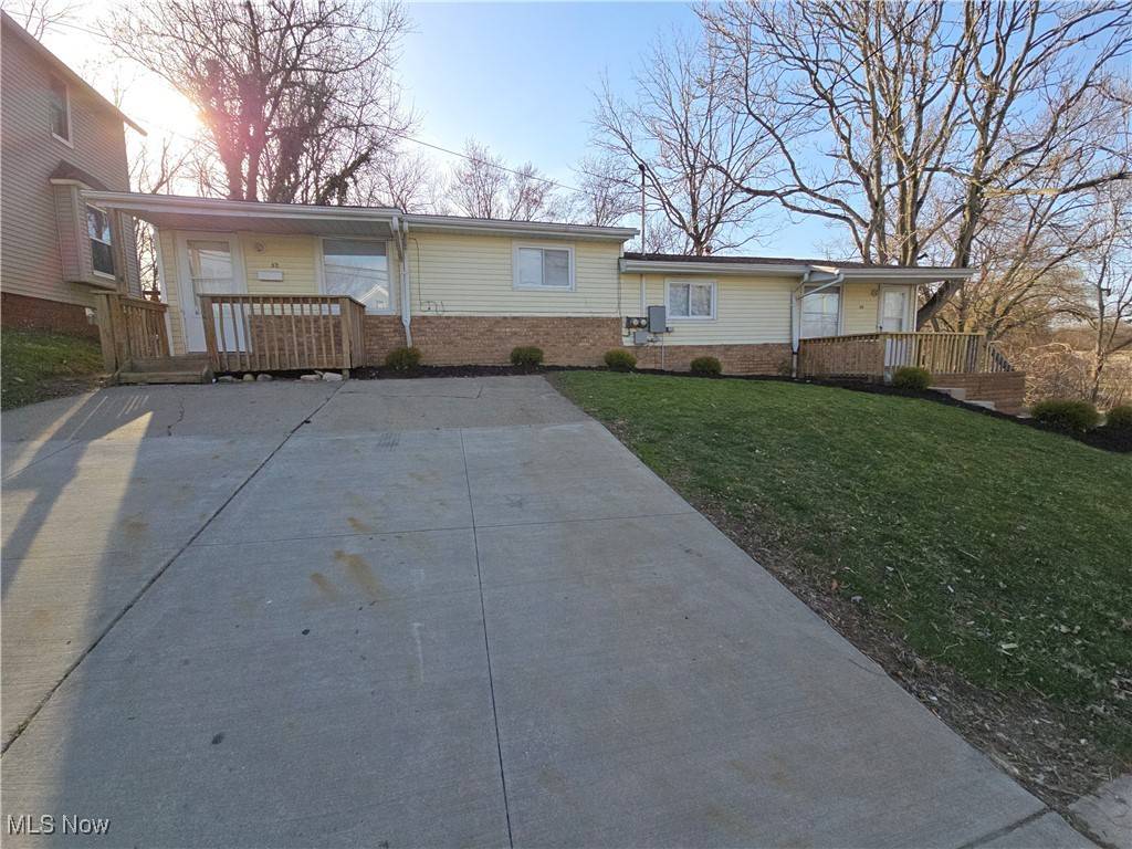 Barberton, OH 44203,52-54 31st ST NW
