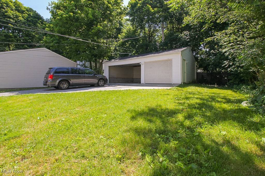 Cleveland Heights, OH 44118,3240 Oak RD