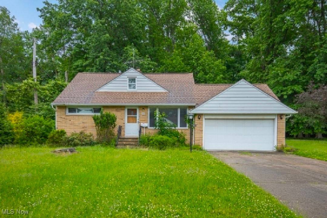 Richmond Heights, OH 44143,1883 Skyline DR