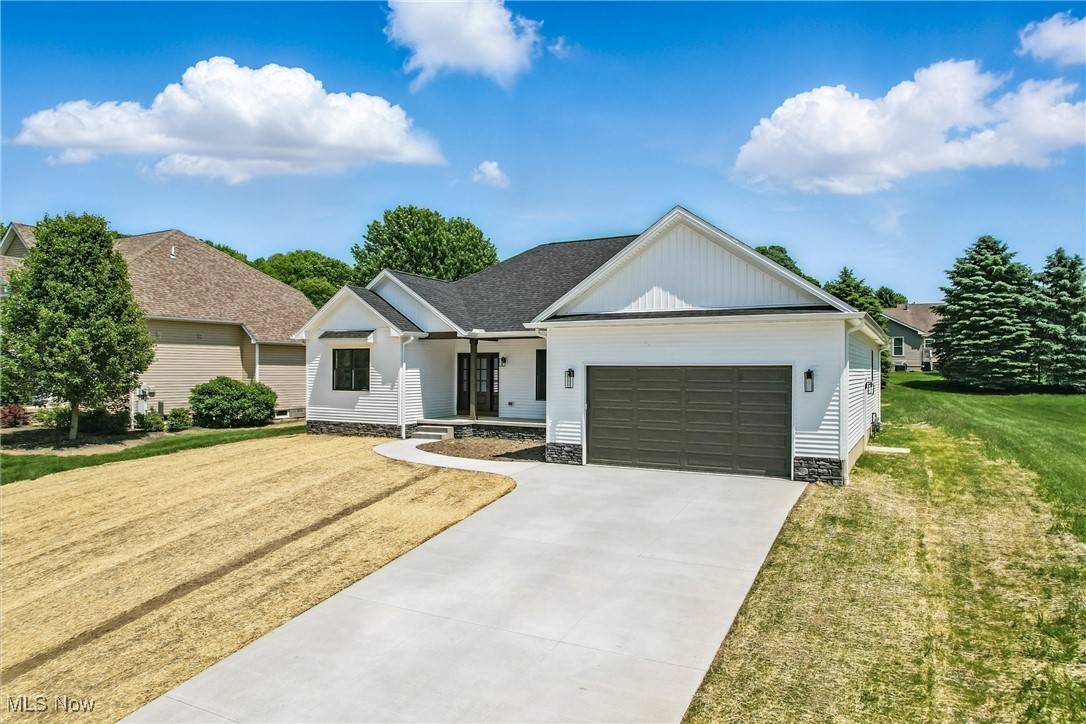 Cortland, OH 44410,260 Michaels CT