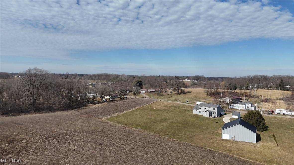 Hartville, OH 44632,Lake AVE NE