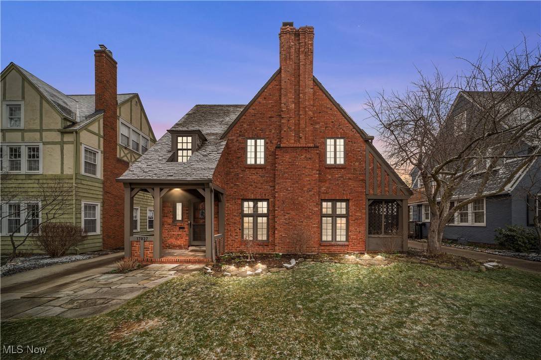 Shaker Heights, OH 44120,17027 Fernway RD