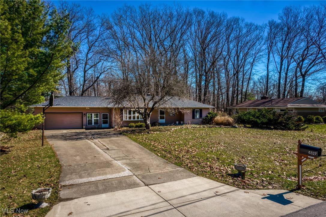 Broadview Heights, OH 44147,8327 Eastwood DR
