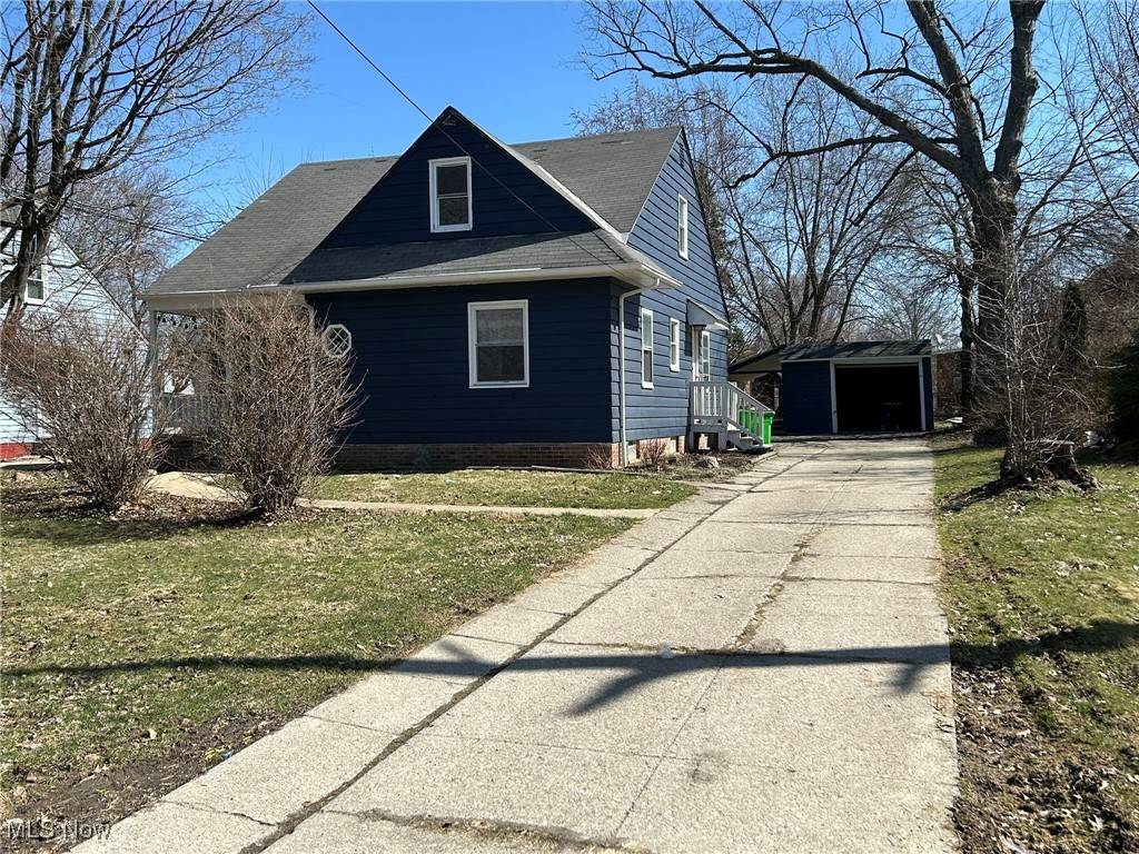 South Euclid, OH 44121,1819 Warrensville Center RD