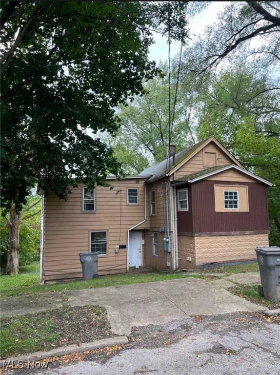 Youngstown, OH 44509,1945 Russell AVE