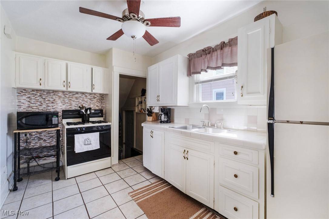 Struthers, OH 44471,741 5th ST
