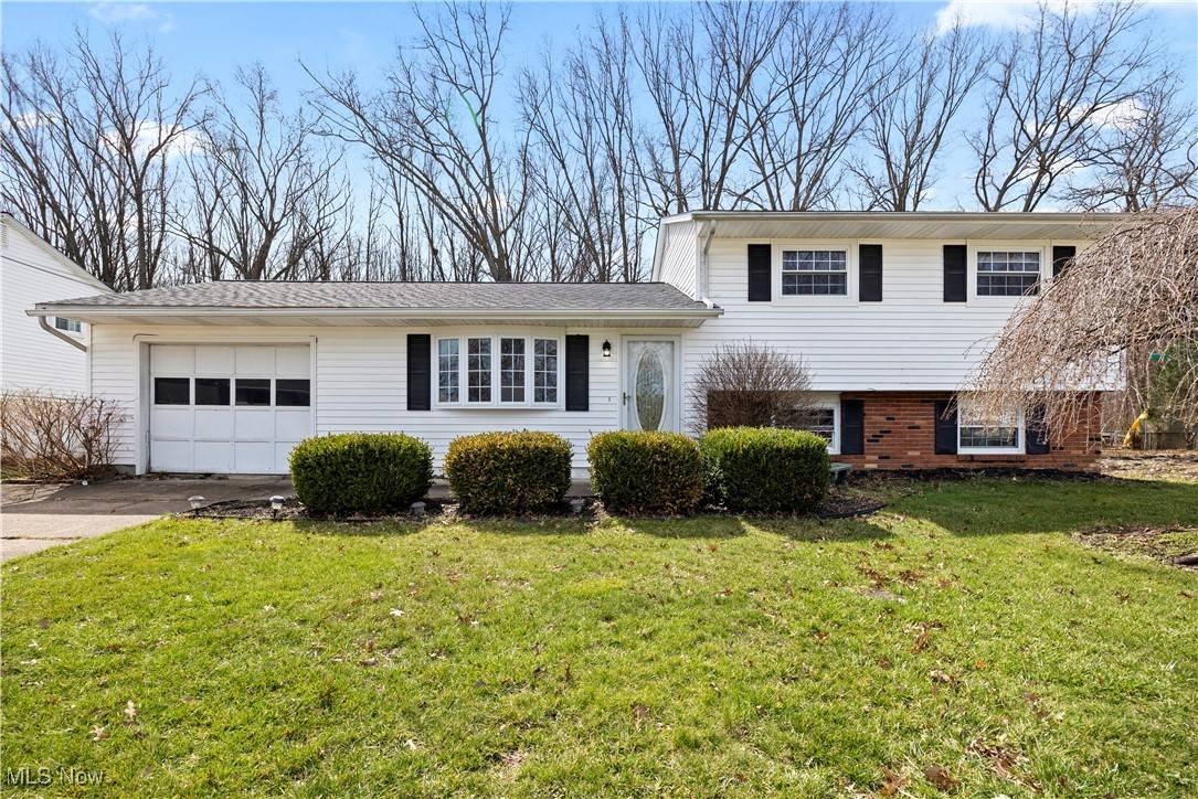 Vermilion, OH 44089,4757 Idleview DR