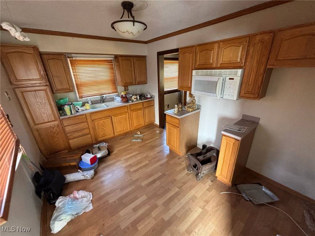 Akron, OH 44310,1218 Big Falls AVE