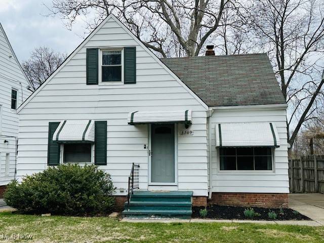 Cleveland Heights, OH 44121,3709 Woodridge RD