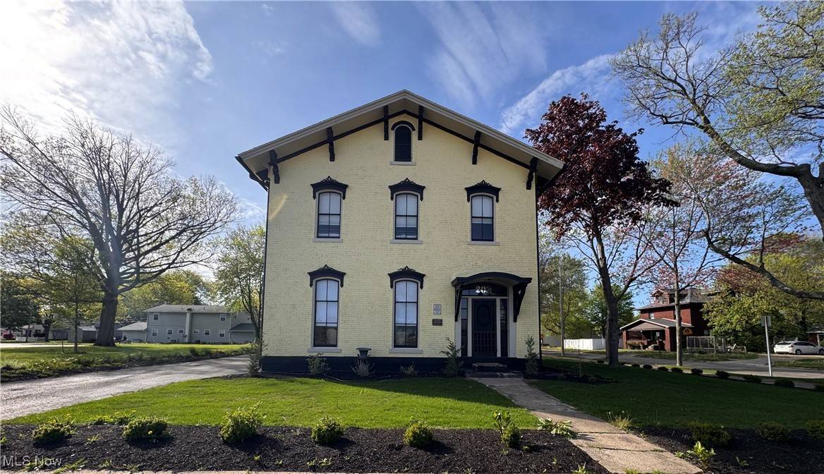 Dover, OH 44622,203 W 6th ST