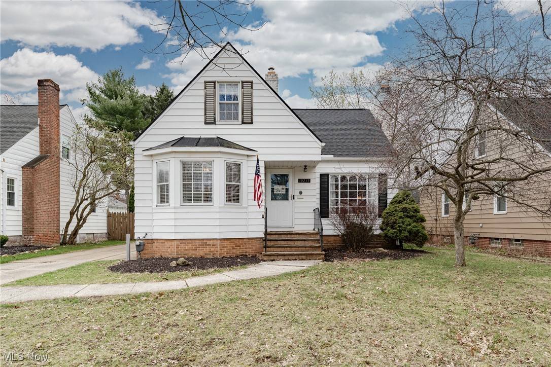 Parma Heights, OH 44130,10235 Halcyon DR